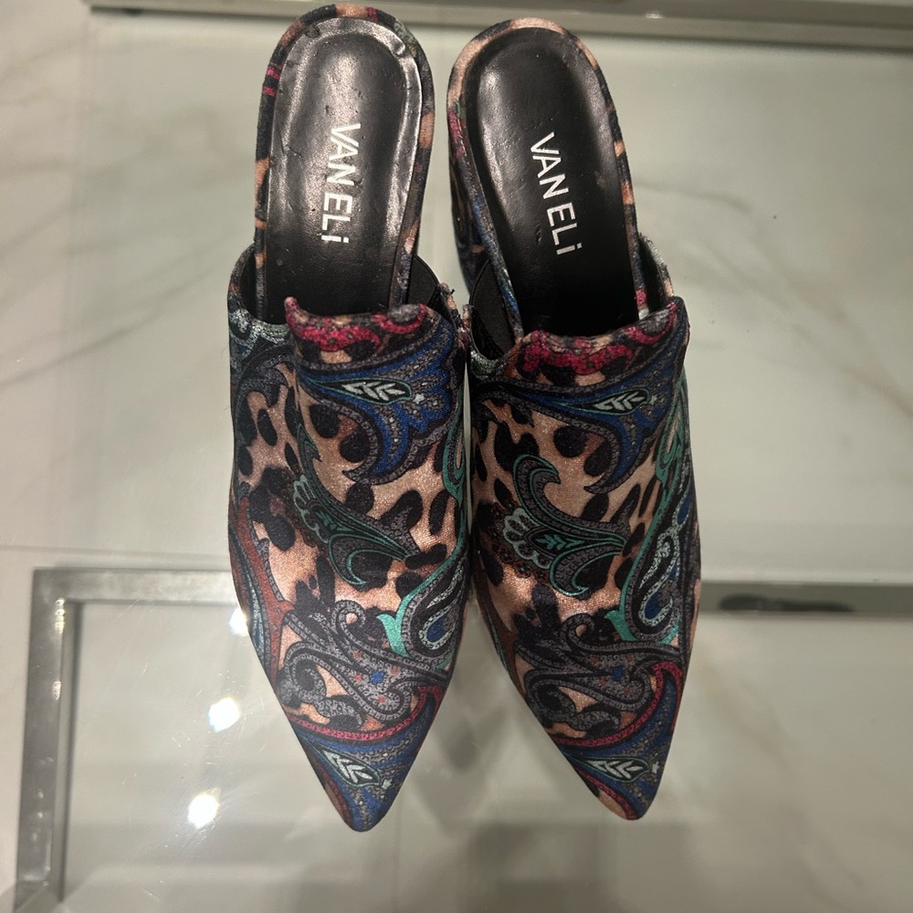 Vaneli Women's Multicolor Paisley Mules